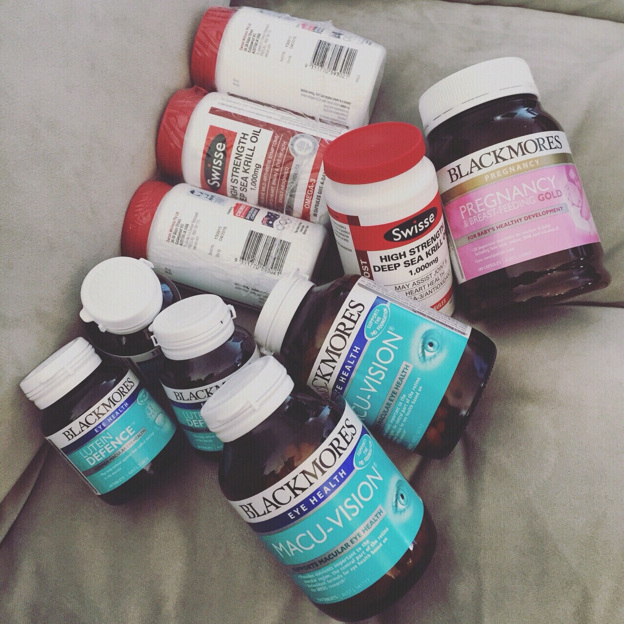 叶黄素越橘护眼片_[挖鼻孔]好多人推荐吃这个